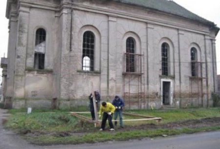 A 2008 -as esztendőben befejeződnek a teljes körű felújítási munkálatok a bácsfeketehegyi evangélikus templomban